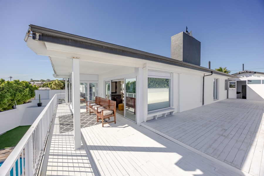5 Bedroom Property for Sale in Milnerton Central Western Cape